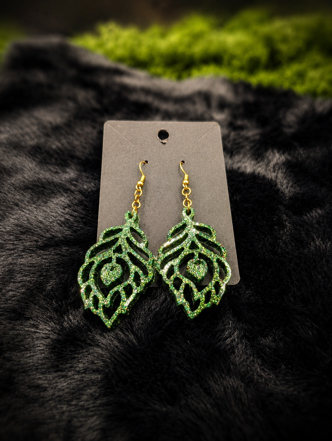 Emerald Enchantment Peacock Feather Earrings π¦π