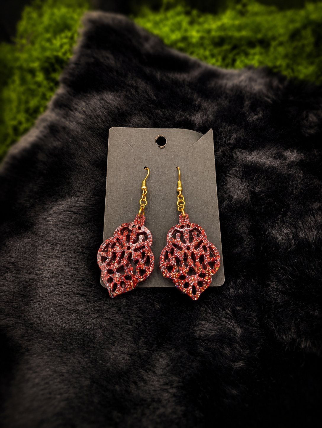 Scarlet Woodland Earrings 🍃❤️
